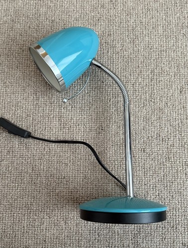 Desk bed side - side, lamp,